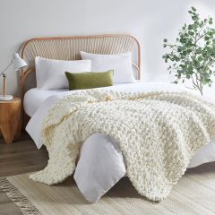 Chunky Knit Cozy Chenille Throw Blanket