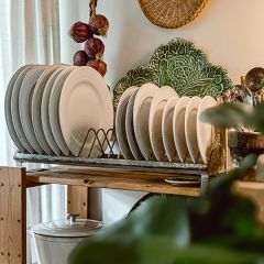 The Farmers Plate Rack