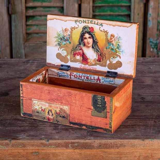 Vintage Inspired Cigar Storage Box | Antique Farmhouse