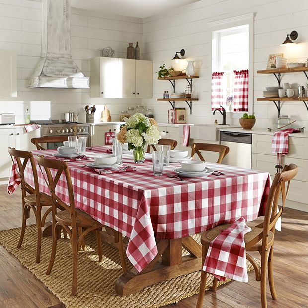 Red and White Classic Buffalo Check Table Cloth | Antique Farmhouse