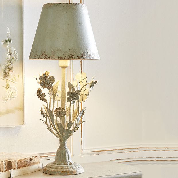 Rustic Ornate Floral Base Accent Lamp | Antique Farmhouse