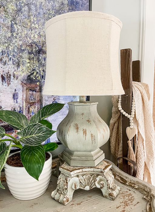 Weathered Classic Cottage Style Table Lamp | Antique Farmhouse