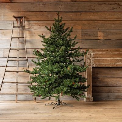 Classic Christmas Lighted Tree 7.5 Feet